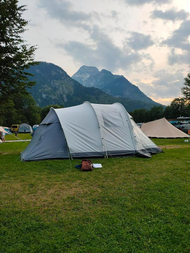 Nomad 4 persoons tent, Caravans en Kamperen, Tenten, Gebruikt, Ophalen