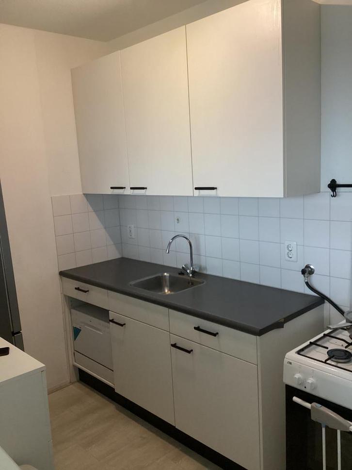 Bribus keukenblok en bovenkasten, Huis en Inrichting, Keuken | Complete keukens, Gebruikt, Enkelwandige keuken, Wit, Ophalen