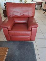 Rode leren fauteuil, Ophalen, Gebruikt