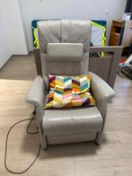 elektrische opstapstoel, Huis en Inrichting, Ophalen, Gebruikt, 75 tot 100 cm, Comfortabele opstap stoel