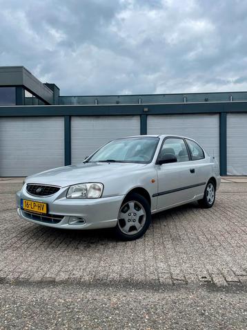 Hyundai Accent 1.5 / 2003 / AUTOMAAT / AIRCO / APK 08-2026 beschikbaar voor biedingen