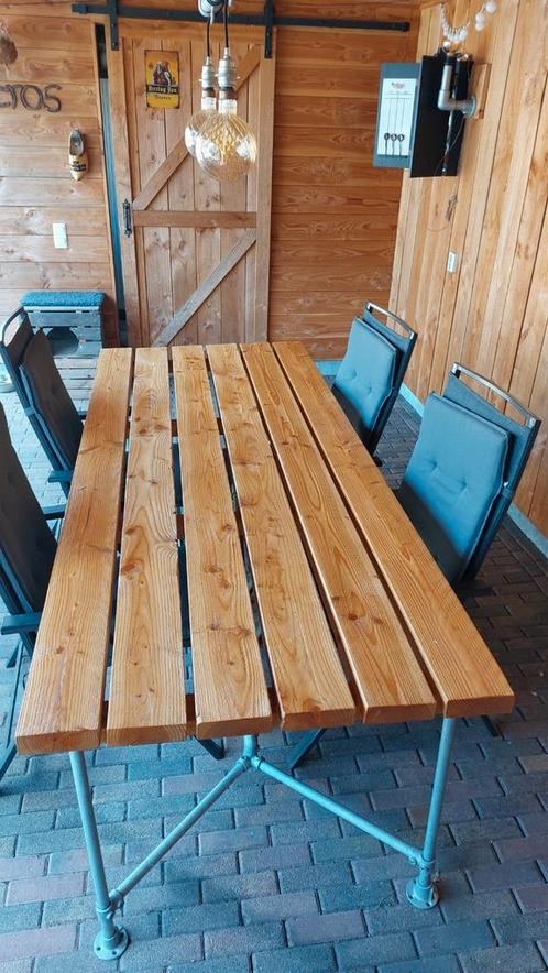 Mooie grote tuintafel! 240 x 98 onderstel van steigerbuis., Tuin en Terras, Tuinsets en Loungesets, Zo goed als nieuw, Ophalen