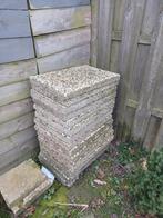 Gebruikte betonnen grindtegels gratis af te halen, Tuin en Terras, Tegels en Klinkers, Ophalen, Gebruikt, 10 m² of meer, Beton
