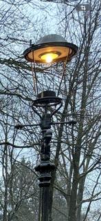 Te koop echt oud gietijzeren lantaarn, Ophalen, Gebruikt, Staande lamp, Netvoeding