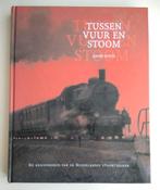 Boek: Tussen vuur en stoom, André Weijers, Ophalen of Verzenden, Trein, Zo goed als nieuw