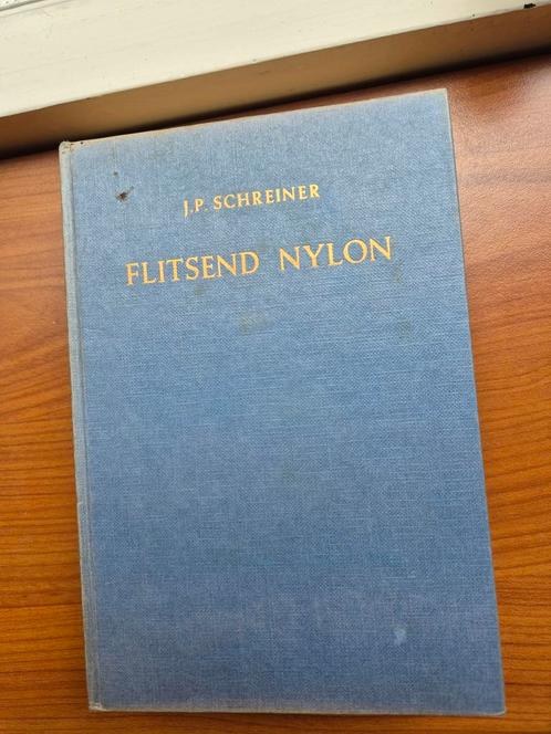Jan Schreiner, Flitsend Nylon, 8e druk, Boeken, Sportboeken, Gelezen, Balsport, Ophalen of Verzenden