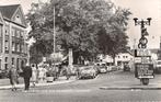 Horsham Carfax en oorlogs monument bij Dorking Londen, Ophalen of Verzenden, 1940 tot 1960, Gelopen, Engeland