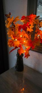 Kunst herfsttakken met verlichting in vaas., Ophalen of Verzenden, Zo goed als nieuw