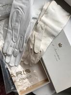 Maisson de Bonneterie leren bruids handschoentjjes, Ophalen of Verzenden, Zo goed als nieuw, Wit, Accessoires