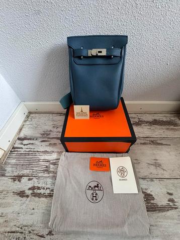 Hermes Hac A Dos Blauw beschikbaar voor biedingen