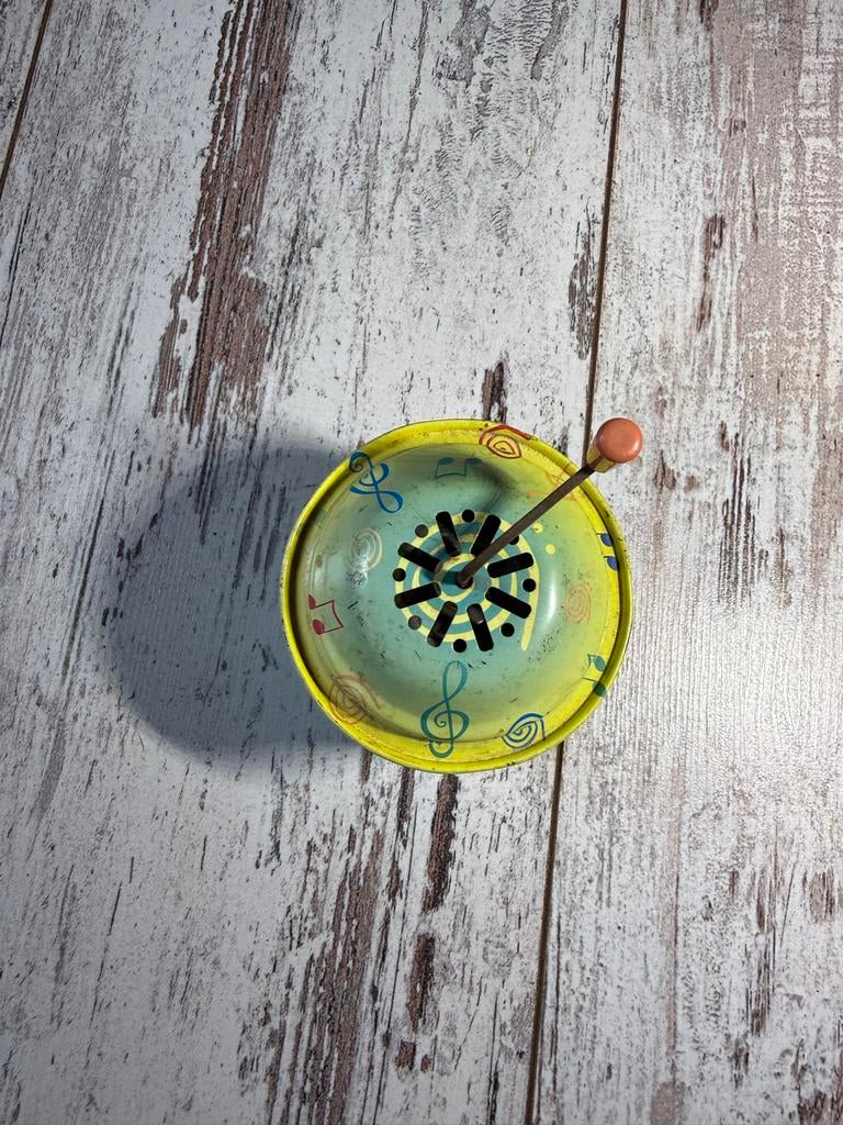 Sesamstraat Muziekdoosje van Blik, Ophalen