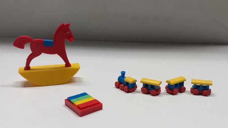 Poppenhuis speelgoed voor kinderkamer, Kijk, Kies en Koop!, Verzamelen, Poppenhuizen en Toebehoren, Gebruikt, Gebruiksvoorwerp