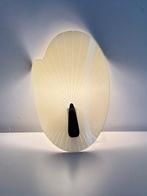 Mooie vintage, art deco design organisch gevormde wandlamp, Huis en Inrichting, Lampen | Wandlampen, ...., ..., Ophalen of Verzenden