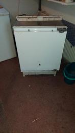 Inbouwkoelkast, 100 tot 150 liter, 45 tot 60 cm, Ophalen, 85 tot 120 cm