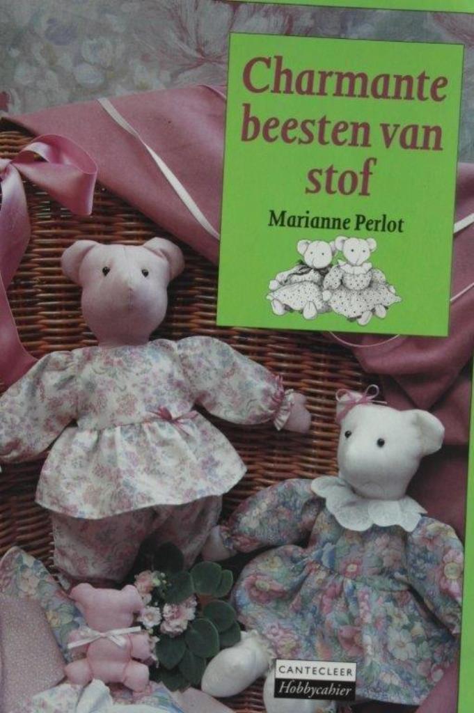 Hobbyboek 'Charmante beesten van stof', Boeken, Hobby en Vrije tijd, Zo goed als nieuw, Poppen maken, Ophalen of Verzenden