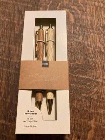 Pennenset hema twee ballpoints hervulbaar beschikbaar voor biedingen