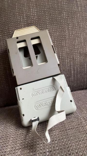 Oud Nintendotje beschikbaar voor biedingen