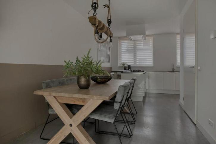 3 eetstoelen (wv 2 met leuning) + eettafel bank (3-zits), Huis en Inrichting, Stoelen, Gebruikt, Drie, Grijs, Ophalen