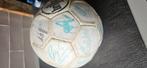 Bal gesigneerd ajax spelers o.a. Sjaak, Louis en Frank,, Ophalen of Verzenden, Zo goed als nieuw, Ajax