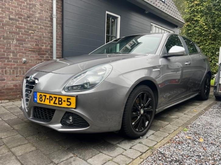 Zeer nette Alfa Romeo Giulietta 1.4 Turbo Multi AIR, Auto's, Alfa Romeo, Particulier, Giulietta, ABS, Boordcomputer, Centrale vergrendeling