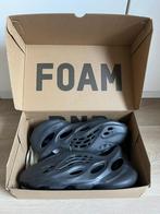 Adidas Yeezy foam rnr maat 41, Kleding | Heren, Schoenen, Ophalen of Verzenden, Nieuw, Zwart