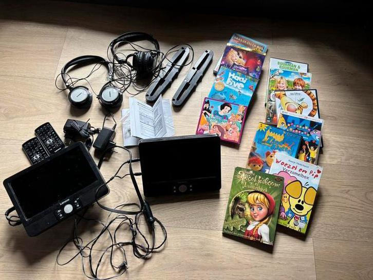 Lenco 2 DVD schermen voor in de auto, Spelcomputers en Games, Spelcomputers | Nintendo Wii U, Gebruikt, Ophalen of Verzenden