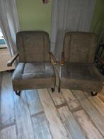 2 mooie grote Olijf groene stoelen, Huis en Inrichting, Fauteuils, Ophalen, Zo goed als nieuw, 75 tot 100 cm, 50 tot 75 cm