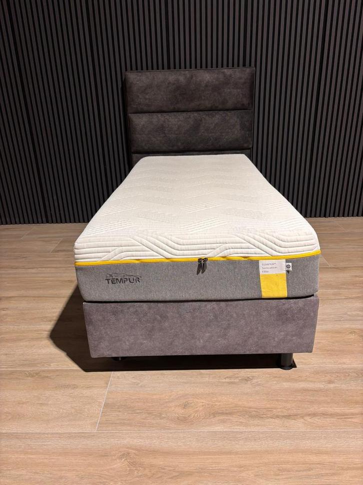 Boxspring met Tempur Matras 90x200, Huis en Inrichting, Slaapkamer | Matrassen en Bedbodems, Zo goed als nieuw, Matras, 90 cm