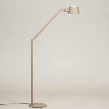 vloerlamp beige bed hoekbank bank tafel lamp of tafellamp beschikbaar voor biedingen