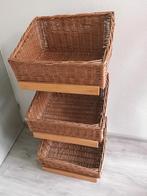 Kast met rattan manden 110 x 50 cm, Huis en Inrichting, Woonaccessoires | Krantenbakken en Lectuurbakken, Gebruikt, Ophalen