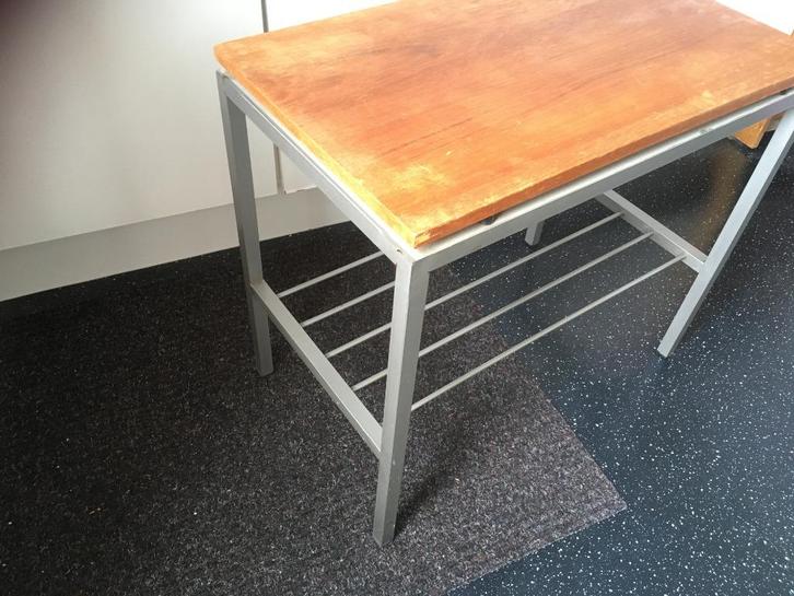 vintage pastoe Cees Braakman retro bijzet tafel, Huis en Inrichting, Tafels | Bijzettafels, Gebruikt, Rechthoekig, 45 tot 60 cm