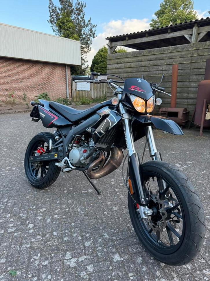 Derbi limited edition 80cc, Fietsen en Brommers, Brommers | Derbi, Gebruikt, Ophalen