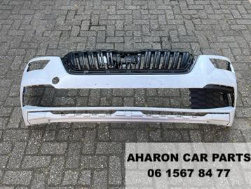 Skoda Kamiq Voorbumper Grill Wit 658807221 Origin Škoda 2728 beschikbaar voor biedingen
