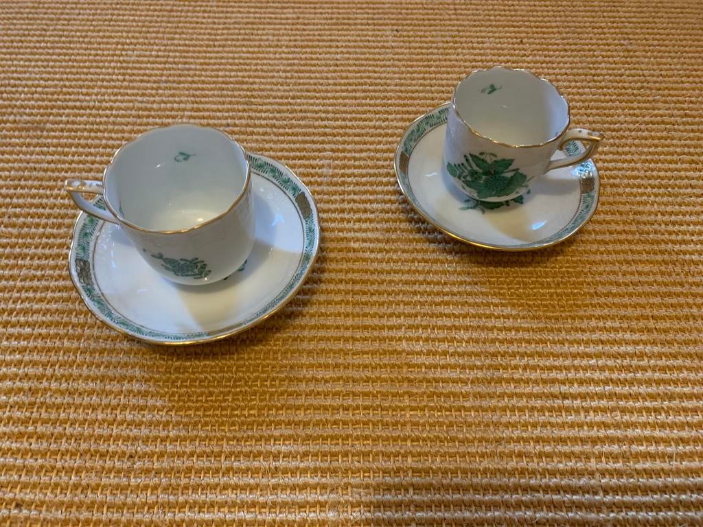 Herend porseleinen kopjes met schotels, Ophalen