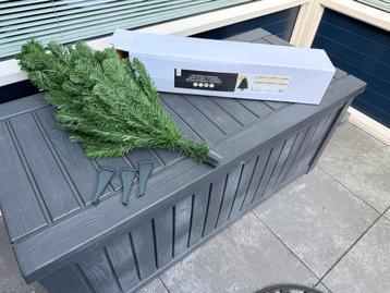 Intratuin kerstboom 90cm beschikbaar voor biedingen