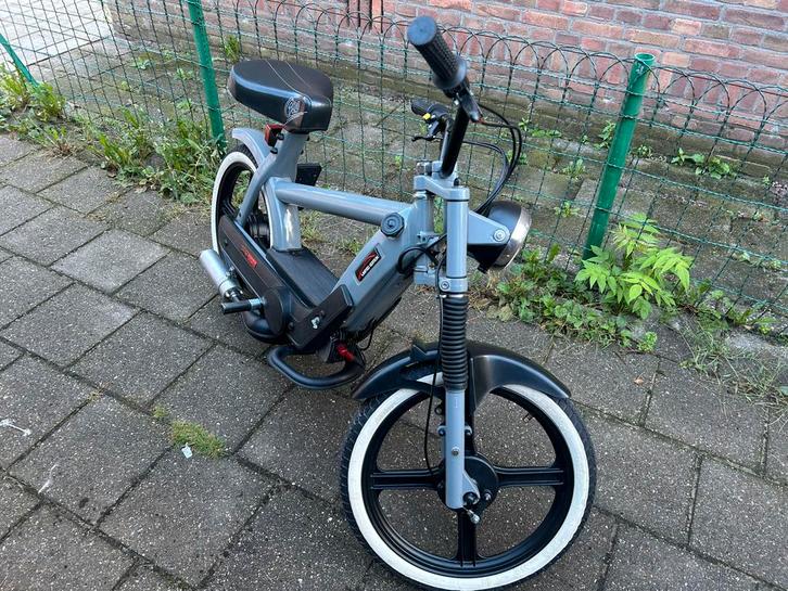 Vespa ciao, Fietsen en Brommers, Brommers | Vespa, Zo goed als nieuw, Ophalen