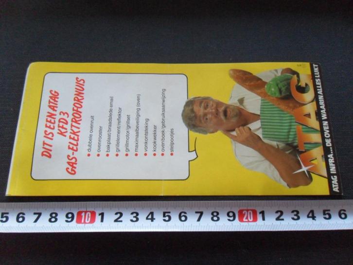 sticker ATAG  Dit is een ATAG KFD 3 Gas - Elektrofornuis, Verzamelen, Stickers, Zo goed als nieuw, Bedrijf of Vereniging, Ophalen