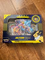 Jolteon Vmax premium collection, Hobby en Vrije tijd, Verzamelkaartspellen | Pokémon, Ophalen of Verzenden, Nieuw