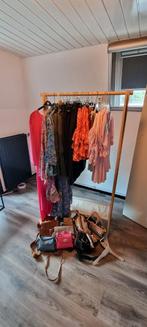 Pakket kleding diverse maten ivm stoppen webshop, Ophalen of Verzenden, Nieuw