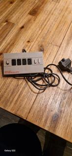 Nintendo NES Four Score Adapter - Multiplayer Fun!, Ophalen of Verzenden, Gebruikt