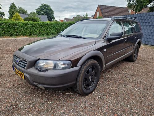Volvo V70 Cross Country 2.4 T Comfort Line, Auto's, Volvo, Bedrijf, V70, ABS, Airbags, Airconditioning, Boordcomputer, Climate control