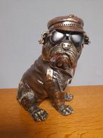 Dressed english bulldog with cigar, Verzamelen, Beelden en Beeldjes, Ophalen of Verzenden, Zo goed als nieuw, Dier
