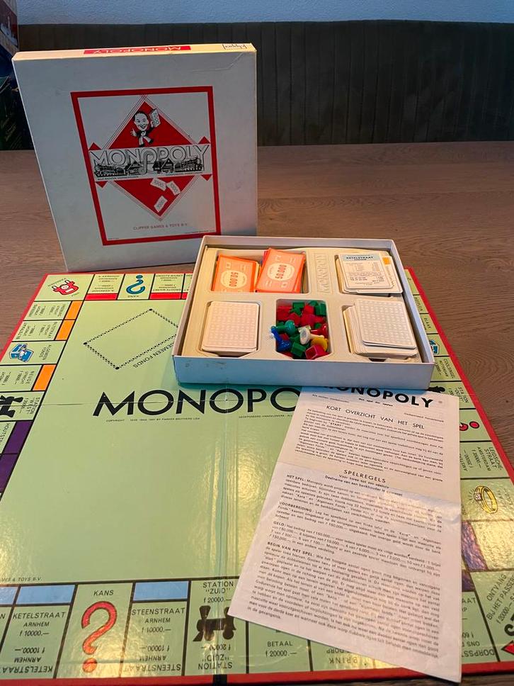 Vintage Monopoly - Jaren 60/70 - Clipper Editie, Hobby en Vrije tijd, Gezelschapsspellen | Bordspellen, Zo goed als nieuw, Drie of vier spelers