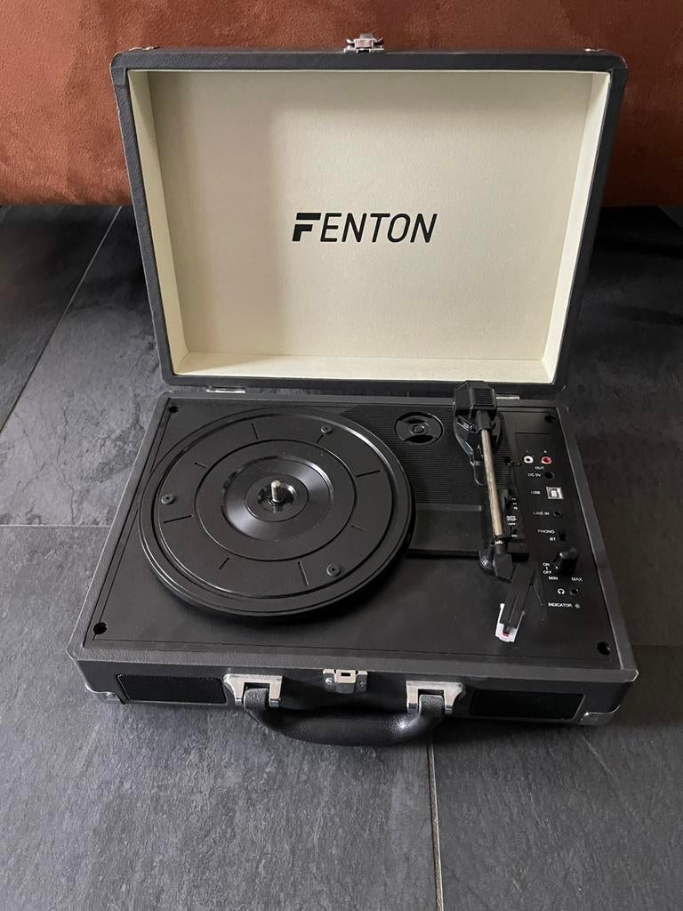 Fenton RP 115c draagbare lp speler, Audio, Tv en Foto, Platenspelers, Ophalen, Zo goed als nieuw, Overige merken
