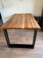 Mooie houten eettafel met ijzeren onderstel, Huis en Inrichting, Tafels | Eettafels, Ophalen, Zo goed als nieuw