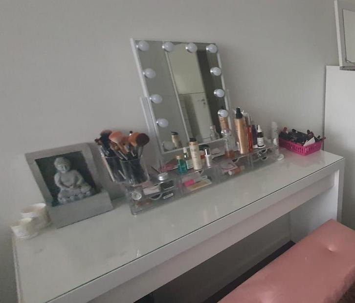 Ikea Malm kaptafel met spiegel, Huis en Inrichting, Tafels | Kaptafels, Zo goed als nieuw, Minder dan 100 cm, 100 tot 150 cm, Hout