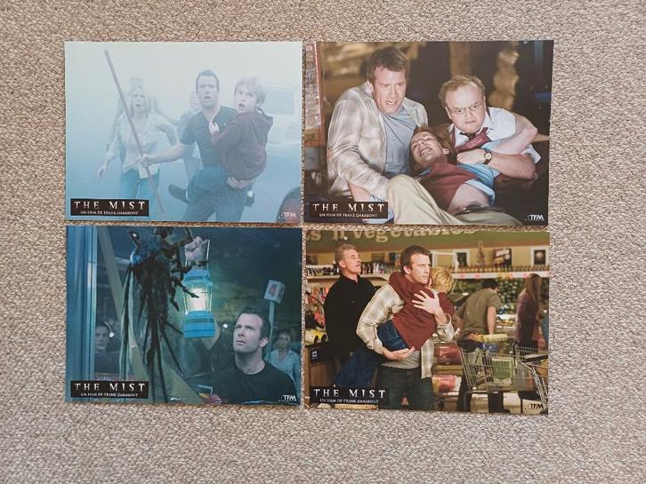THE   MIST     lobbycard set., Verzamelen, Posters, Nieuw, Film en Tv, A4 of kleiner, Verzenden