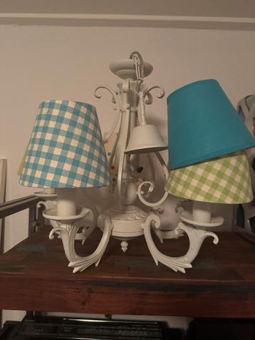 Lief lamp beschikbaar voor biedingen