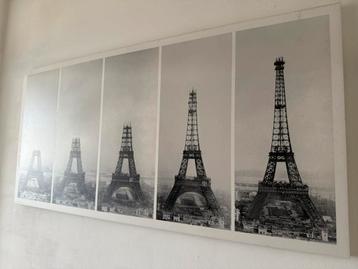 Houten Eiffeltoren schilderij beschikbaar voor biedingen