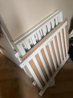 Box, opknapper. Gratis., Ophalen, Gebruikt, Vierkant